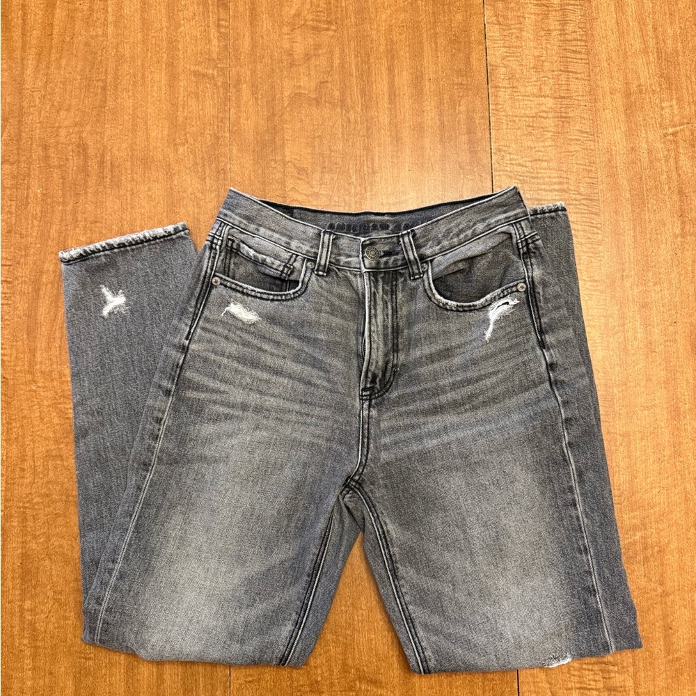 American Eagle Outfitters Women's Distressed Mom Jeans